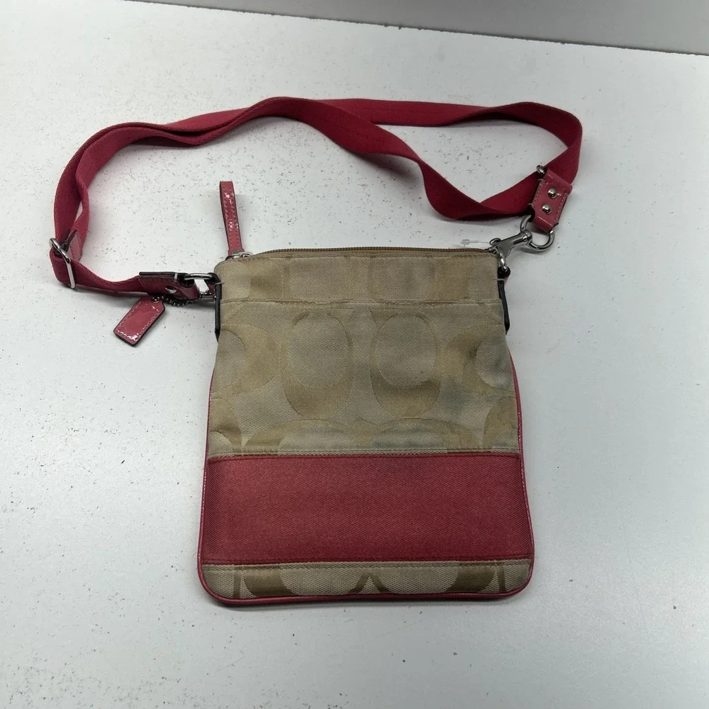 Coach Signature C Crossbody Bag Pink Khaki Canvas Leather Shoulder‎ Purse